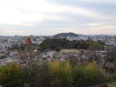 湯築城と松山城