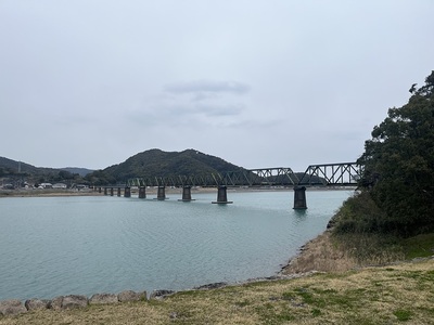 炭納屋跡から見た熊野川