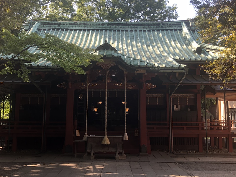 跡地に建つ赤坂氷川神社