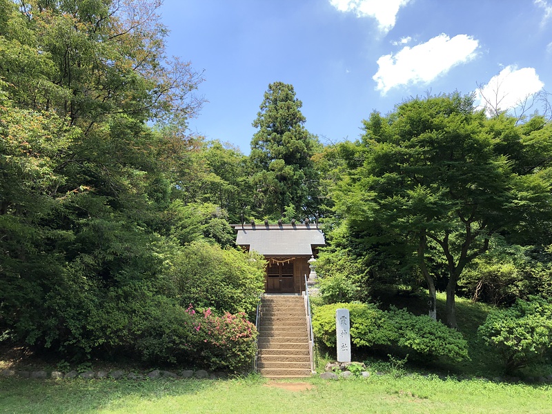 本丸にある霞神社