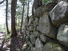 三国岩⁇周辺の石垣…