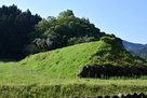 上城戸の土塁