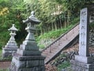 登城途中の旭ヶ丘神社…