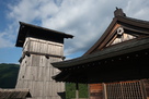 井楼櫓と稲荷神社…