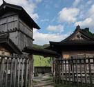 本丸内の門、井楼櫓、稲荷神社…