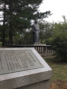 福山藩の祖、水野勝成公の像…