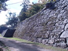 二ノ丸東側の石垣とハバキ石垣