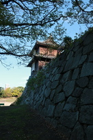 祈念櫓と石垣