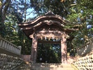 移築された二の丸唐門（尾山神社東神門）…