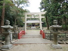 登城口の敏太神社…