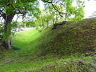 弘道館北側の土塁と空堀
