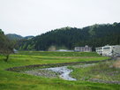 上城戸跡と一乗谷川