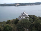 平戸城天守閣最上階からの見奏櫓の眺め…