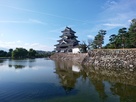 松本城の天守(南側から)…