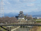 長良大橋からの墨俣城遠景…