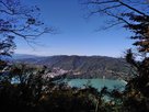 城山山頂から見る津久井湖…