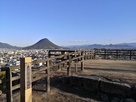 丸亀城　月見櫓跡と讃岐富士…