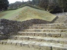 虎口の石垣　石段　土累