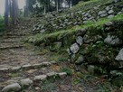 階段状の石垣と石の階段…