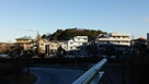 バスターミナルの陸橋より茅ヶ崎城を見る…