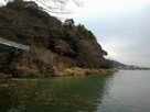 木曽川の水面近くから望む犬山城…