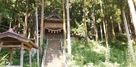 諏訪神社登り口（右側です）