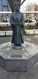 竹千代君像（JR静岡駅）…