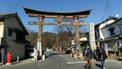 日牟禮八幡宮の鳥居（２０１７新春）…