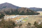 天守から見た戌山城…