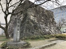 桜城址碑と隅櫓跡…
