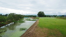 本丸土塁からの東側水堀…