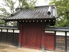 関宿城から移築してきた薬医門…
