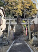 上の丸稲荷神社（本丸跡）