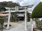 御倉跡に建つ和霊神社