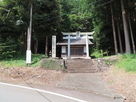 城址入口の熊野神社…