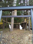 本丸跡　八幡神社…