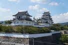 月曜（休館日）の福山城を駅から撮影…