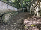 萩城、詰丸跡の土塀。…