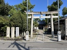加賀野八幡神社と城址柱…
