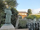 徳川斉昭公像と復元大手門…