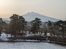 本丸から見た岩木山…