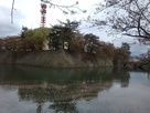 福井城の石垣と堀…