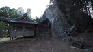 刈安神社と烏帽子岩…