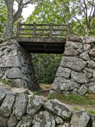 廊下橋と石垣