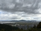 北の丸址から安土城趾と観音城址を望む