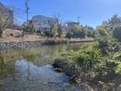 北門大井戸脇の公園から見た総堀跡…