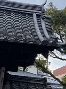 稲葉家下屋敷御門の亀の飾り瓦…