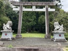主廓内の八幡神社への参道…