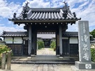 城趾に建つ浄泉寺…