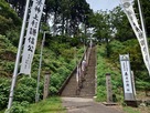 春日山神社への参道…